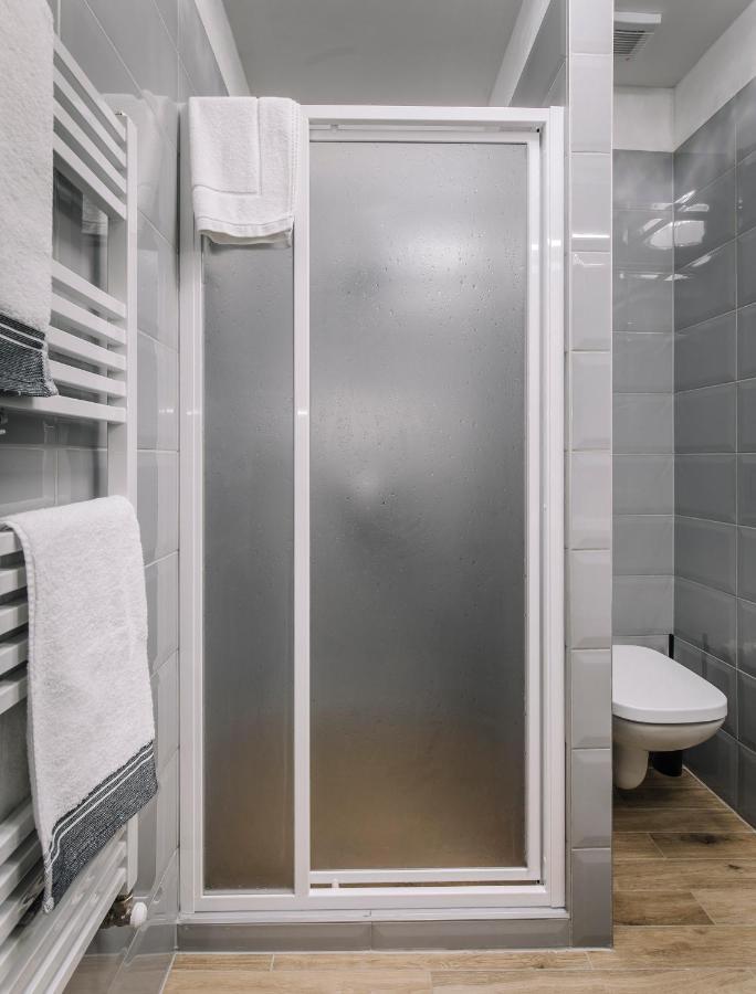 Soho Apartmanhaz Γκιόρ Εξωτερικό φωτογραφία