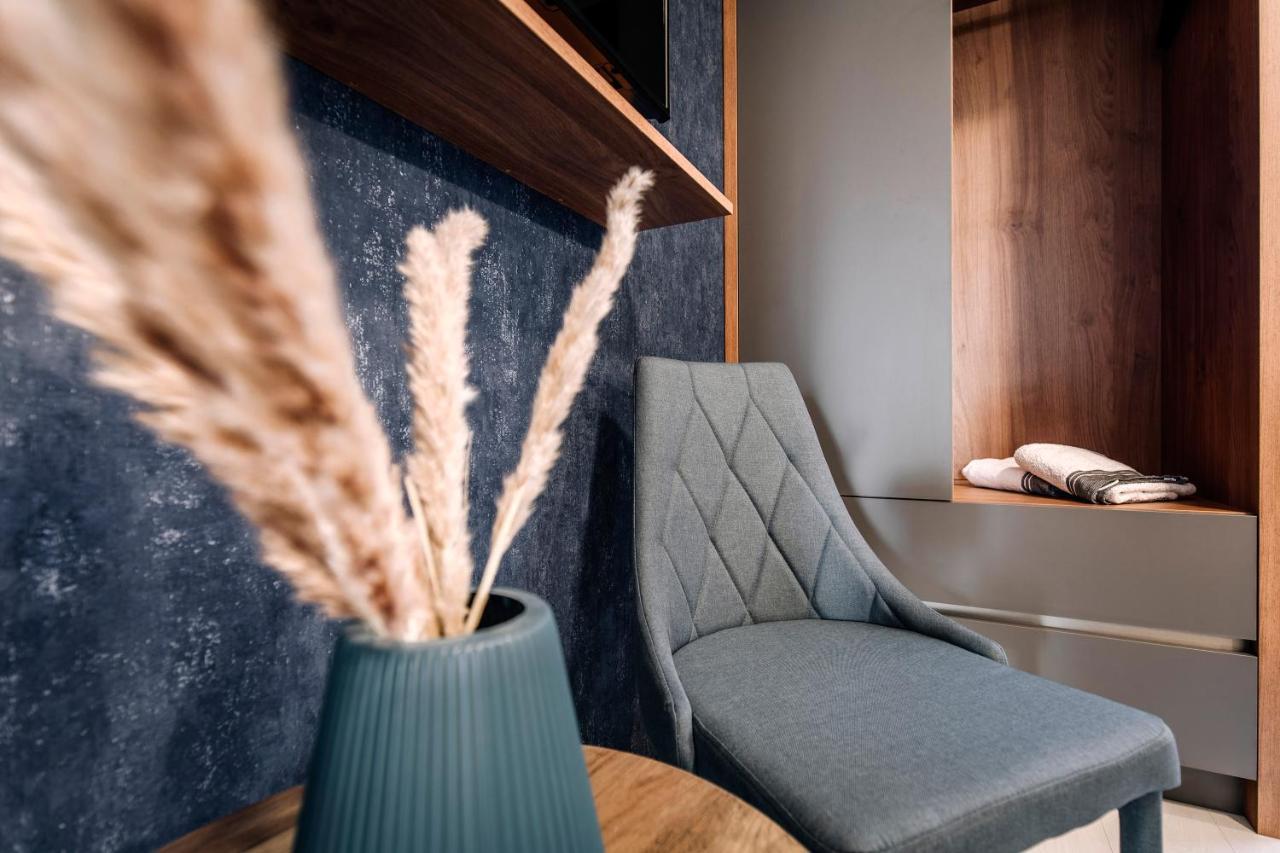 Soho Apartmanhaz Γκιόρ Εξωτερικό φωτογραφία